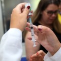 Lançamento da Campanha Nacional de Vacinação contra a Gripe, durante cerimônia em Porto Alegre.