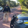 A PRF orienta motoristas para que o trajeto nas rodovias seja realizado em segurança - Foto: Reprodução PRF