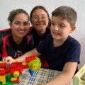 Equipe do Sesi promove oficinas de robótica para crianças e adolescentes neuroatípicos