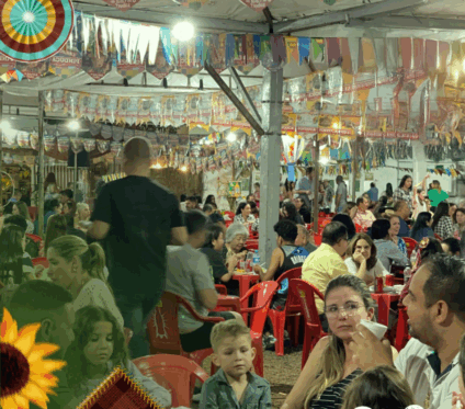 A festa terá inúmeras barracas com comidas típicas. Foto: Divulgação