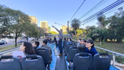 Programação começou às 6h30, com a saída do ônibus do City Tour da Praça do Rádio Clube - Foto: Reprodução/ Prefeitura de CG