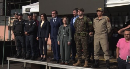 Desfile Cívico atrai milhares de pessoas em comemoração ao aniversário de Três Lagoas