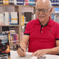 Livro de Idroaldo Mariano de Paula reúne 12 histórias - Foto: Raquel de Souza