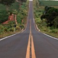 MS investe R$ 7 milhões em projetos para rodovias, visando mobilidade, turismo e integração regional.