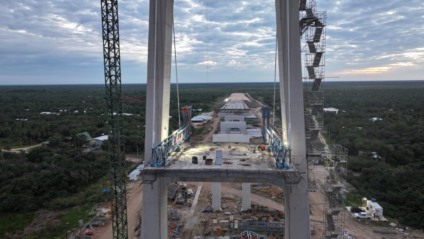 Obras da Ponte Bioceânica já estão 76% concluídas e conectam Paraguai ao Brasil pelo Corredor Bioceânico. Foto: Mopc py