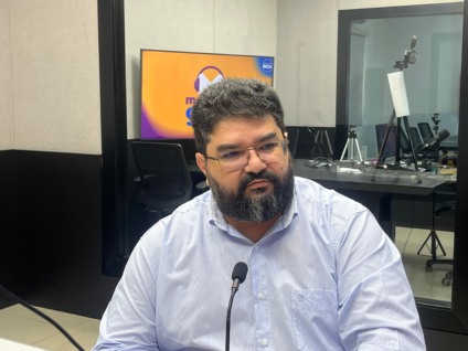 Raphael Chaia nos estúdios da Massa FM Campo Grande - Foto: Luiz Gustavo Soares/Portal RCN67