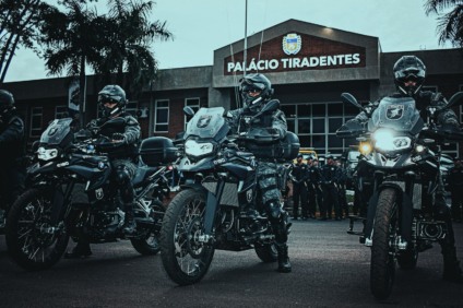 Pelotão atua com motocicletas em ações de alto risco e áreas de difícil acesso - Foto: Divulgação/Batalhão de Choque Pelotão atua com motocicletas em ações de alto risco e áreas de difícil acesso - Foto: Divulgação/Batalhão de Choque