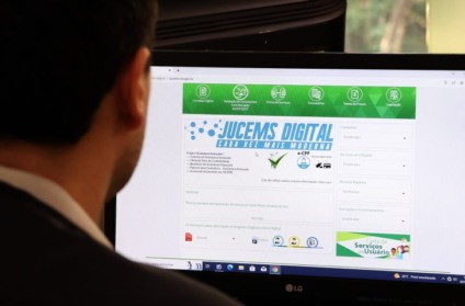 Apresentação do uso da IA pela Jucems para abertura de empresas