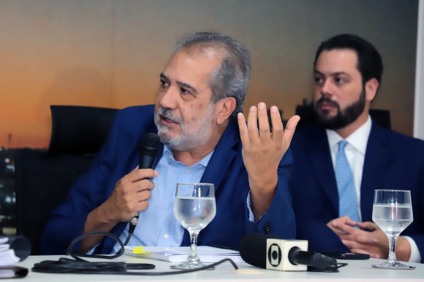 Diretor-presidente do Consórcio Guaicurus, Themis Oliveira, durante depoimento à CPI