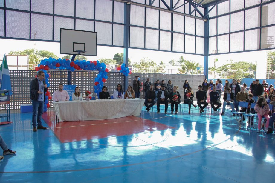 O objetivo é atender o público de alunos mais vulneráveis do território escolar e promover a aprendizagem qualitativa e o desenvolvimento integral (emocional e social) dos estudantes. Foto: Divulgação.
