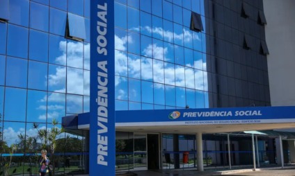 Cerca de R$ 23,8 milhões são bloqueados de suspeitos de fraude contra INSS