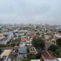 As temperaturas não passam da casa dos 20°C nesta segunda-feira (9) - Foto: Adriano Hany