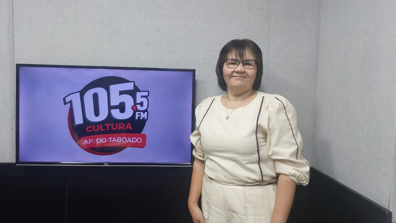 Professora Luciana, nova secretária de Educação em Aparecida do Taboado (Foto: Tony Fernando/Cultura FM)