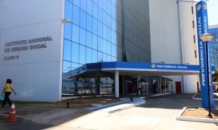 R$ 2,8 bilhões são bloqueados pela Justiça de envolvidos em descontos ilegais