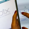 Pix automático começa a valer nos bancos a partir desta segunda-feira