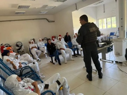 Palestra foi acompanhada pelos colaboradores da indústria (Foto: Polícia Militar)
