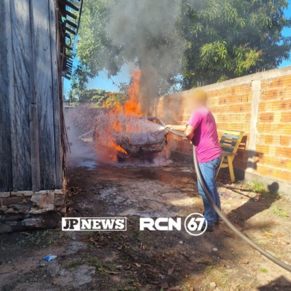 Homem é suspeito de atear fogo em carro e residência no bairro Santa Luzia