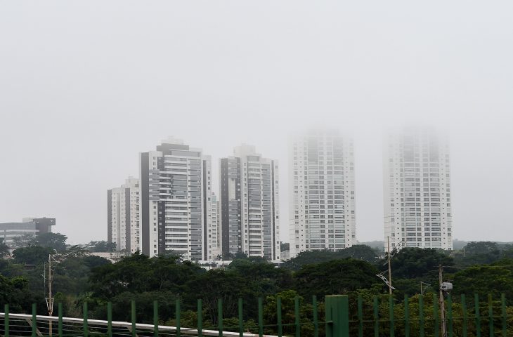 Alguns municípios têm máxima de 30°C, mas as manhãs seguem frias - Foto: Arquivo RCN67