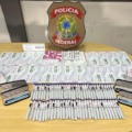 Foram apreendidas mais de 100 "canetas para emagrecer" com um homem no Aeroporto. (Foto: Divulgação/PF)