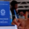 Os interessados devem levar seus documentos pessoais e Carteira de Trabalho até a sede da Funsat - Foto: arquivo RCN67