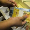 Beneficiários com NIS final 3 recebem parcela do Bolsa Família nesta quarta
