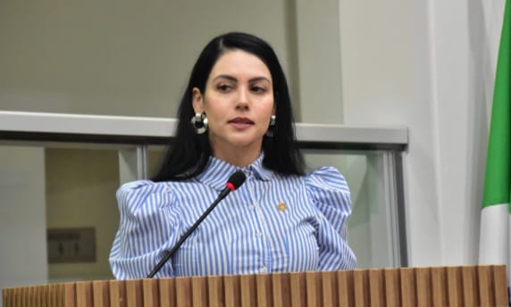 Delegada titular da DAM em Paranaíba, Dra.Eva Maira (Divulgação- CM)