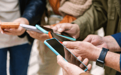 Pesquisa revela que país soma 502 milhões de dispositivos como celulares, computadores e tablets - Foto: Reprodução/FGV