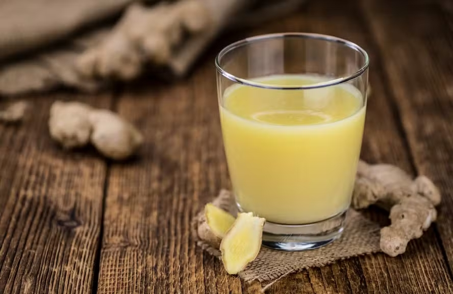 5 benefícios dos shots de gengibre