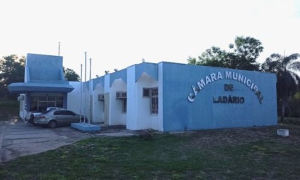 Seleção oferece salários de até R$ 4,4 mil e inscrições seguem até 20 de julho - Foto: Reprodução/Câmara Municipal de Ladário