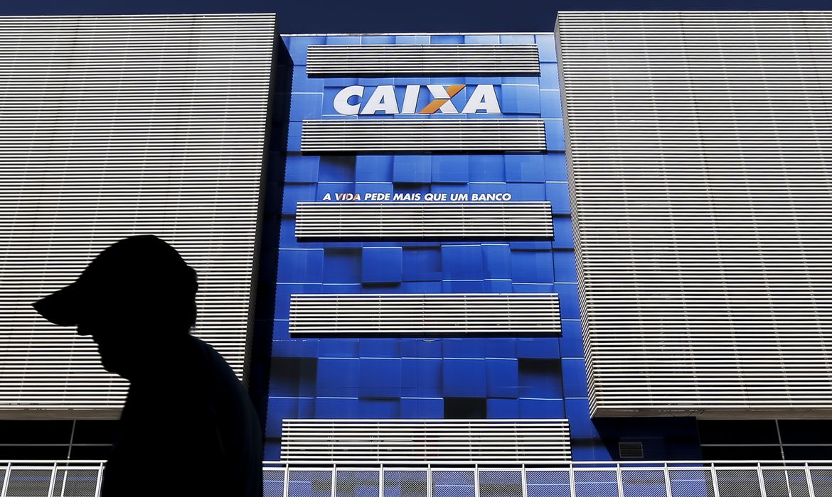 Recebem o dinheiro hoje trabalhadores nascidos em setembro, outubro, novembro e dezembro. Foto: Reprodução/Agência Brasil.