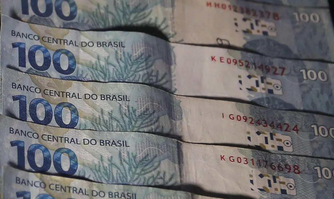 Tributo menor volta a valer para operações de câmbio, crédito empresarial e previdência do tipo VGBL - Foto: José Cruz/Agência Brasil