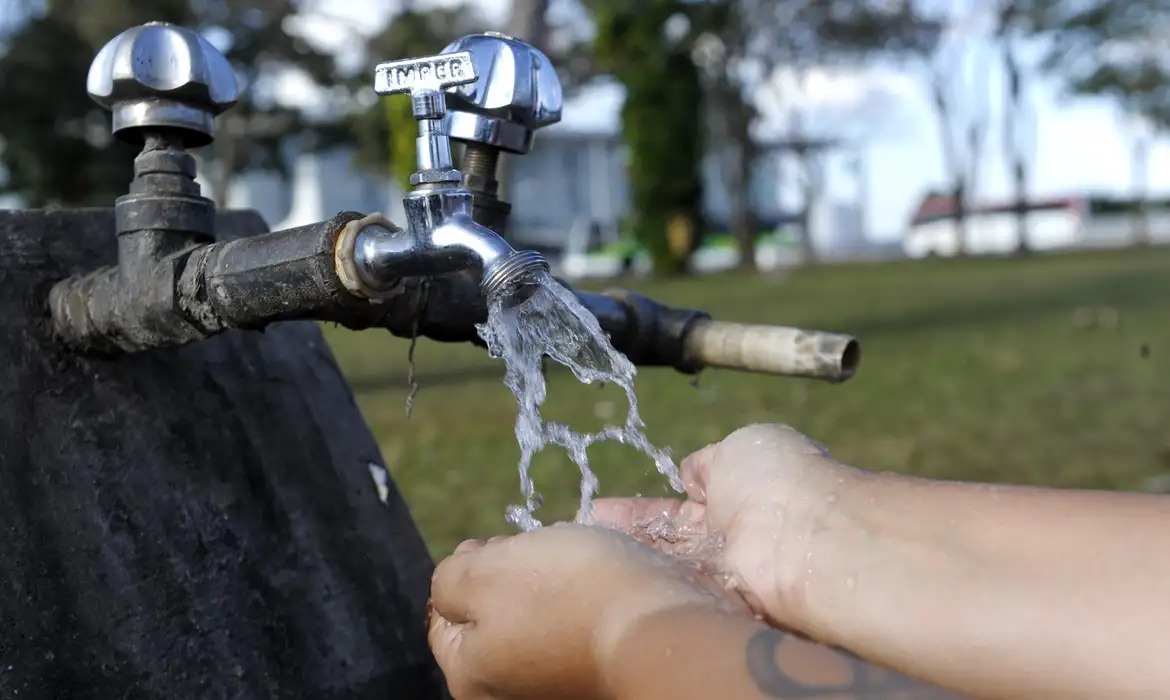 Por meio de nota, a Sanesul informou que o problema deverá ser resolvido até às 18h. Foto: Divulgação.
