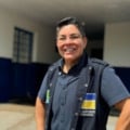 Vereadora Isa Marcondes durante fiscalização em unidade de saúde de Dourados