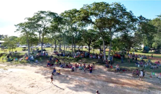 Área recebeu melhorias com rampa de acesso à barcos e praia de areia Área recebeu melhorias com rampa de acesso à barcos e praia de areia