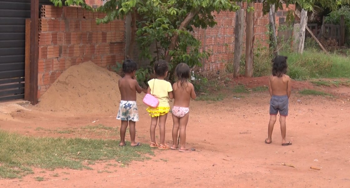 A média é de três pessoas por núcleo familiar, e o montante total mensal que circula na economia local ultrapassa R$ 5,2 milhões. Foto: Reprodução/TVC HD.