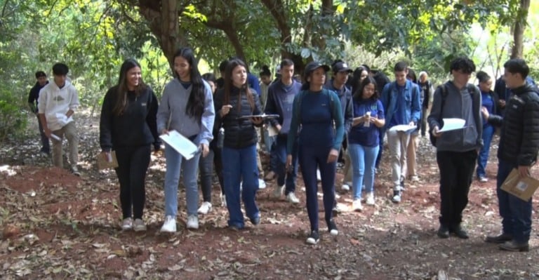 Alunos vivenciam práticas sustentáveis no Cinturão Verde de Três Lagoas