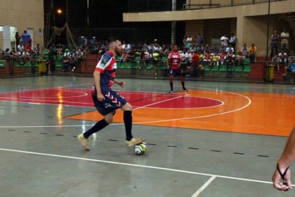Quartas de finais do Campeonato Municipal de Futsal Masculino Série “A” e “B será nesta terça-feira