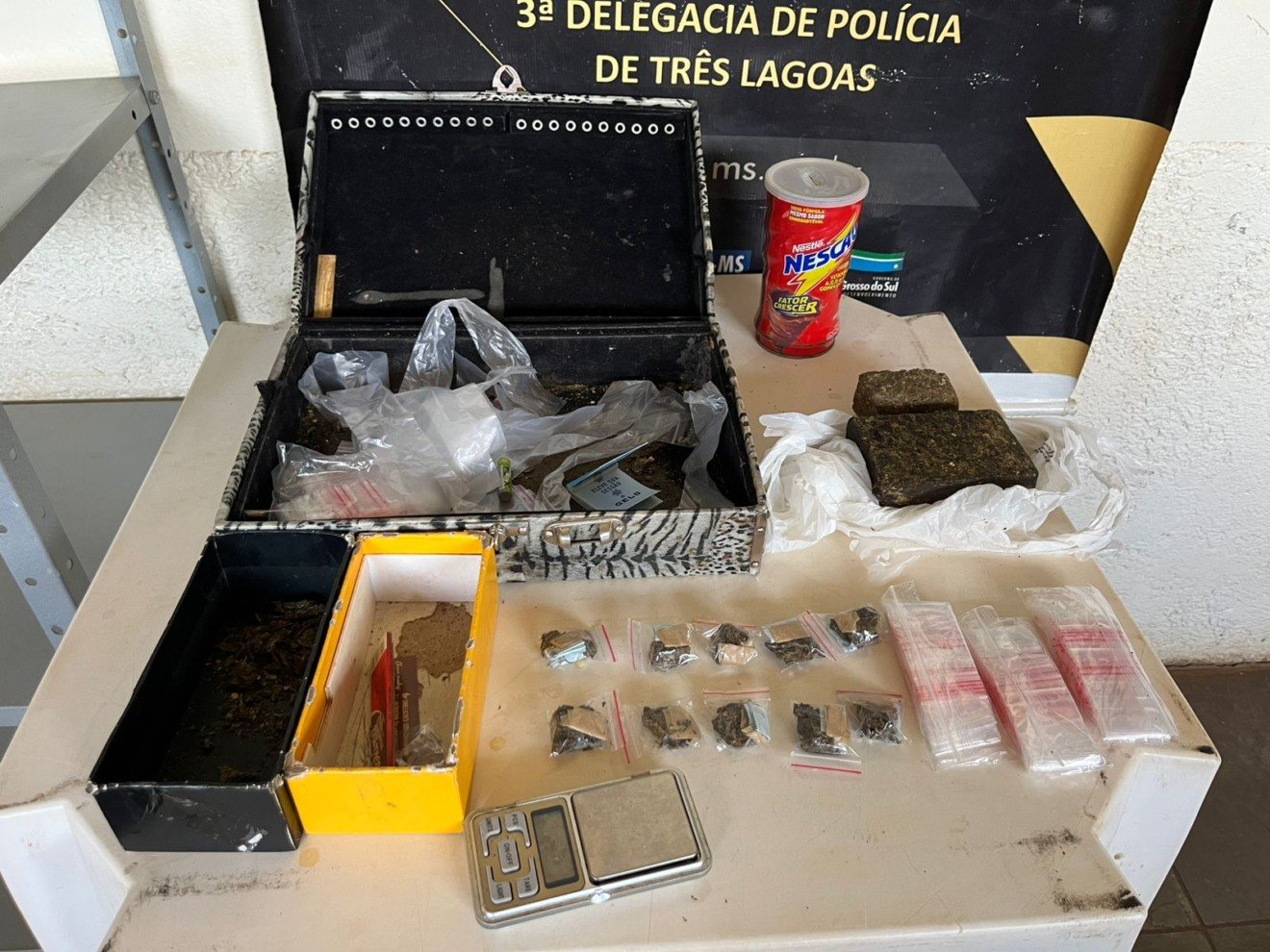 Populares auxiliaram na localização do suspeito: Divulgação/Polícia Civil 
