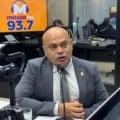 Ronilço Guerreiro nos estúdios da Massa FM Campo Grande - Foto: Adriano Hany/Portal RCN67