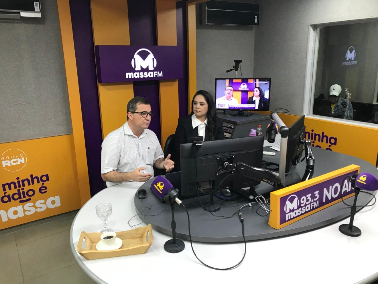 Prefeito Cassiano Maia nos estúdios da Massa FM Três Lagoas - Foto: Prefeito Cassiano Maia nos estúdios da Massa FM Três Lagoas - Foto:
