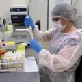 A qualidade técnica é essencial para monitoramento de surtos e controle de doenças - Foto: Reprodução Agência de Notícia MS