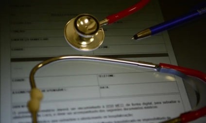 Médica não cumpria a carga horária e fraudava folha de ponto / Foto: Marcelo Casal Jr./Agência Brasil