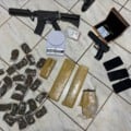 Ação cumpriu mandados de busca e resultou na apreensão de armas, cocaína e maconha - Foto: Divulgação*PCMS