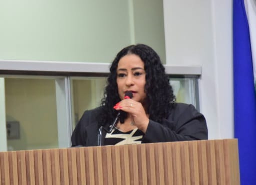 Wanice Luciana é reeleita presidente da Câmara de Paranaíba para 2027/2028