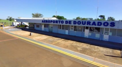 O Aeroporto Regional Francisco de Matos Pereira, em Dourados, está fechado para voos comerciais desde maio de 2021. (Foto: Rodrigo Pirola)