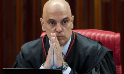 Ministro Alexandre de Moraes é alvo de sanções dos EUA com base na Lei Global Magnitsky, sob alegações de violações de direitos humanos.