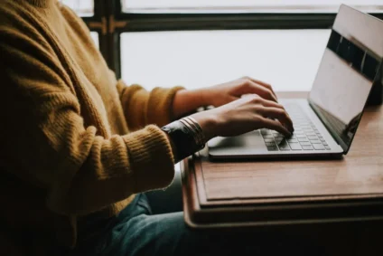 Golpes digitais estão cada vez mais sofisticados - Foto: Reprodução/ Unsplash