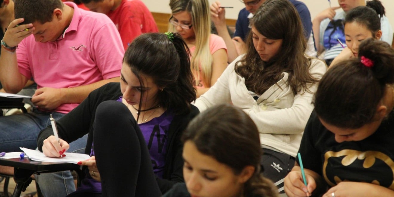 Estudantes que realizaram a prova do Enenm a partir de 2010 podem se inscrever - Foto: Reprodução Agência Brasil