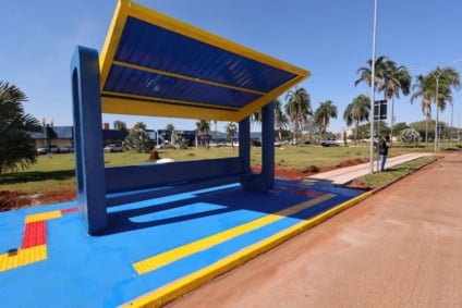 De concreto, com cobertura metálica, nova estrutura terá vidros nas laterais e atrás. (Foto: A. Frota)