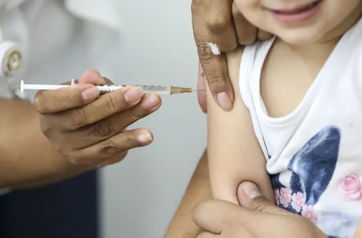 A campanha inclui a imunização de todas as faixas etárias - Foto: Reprodução Agência de Notícias MS